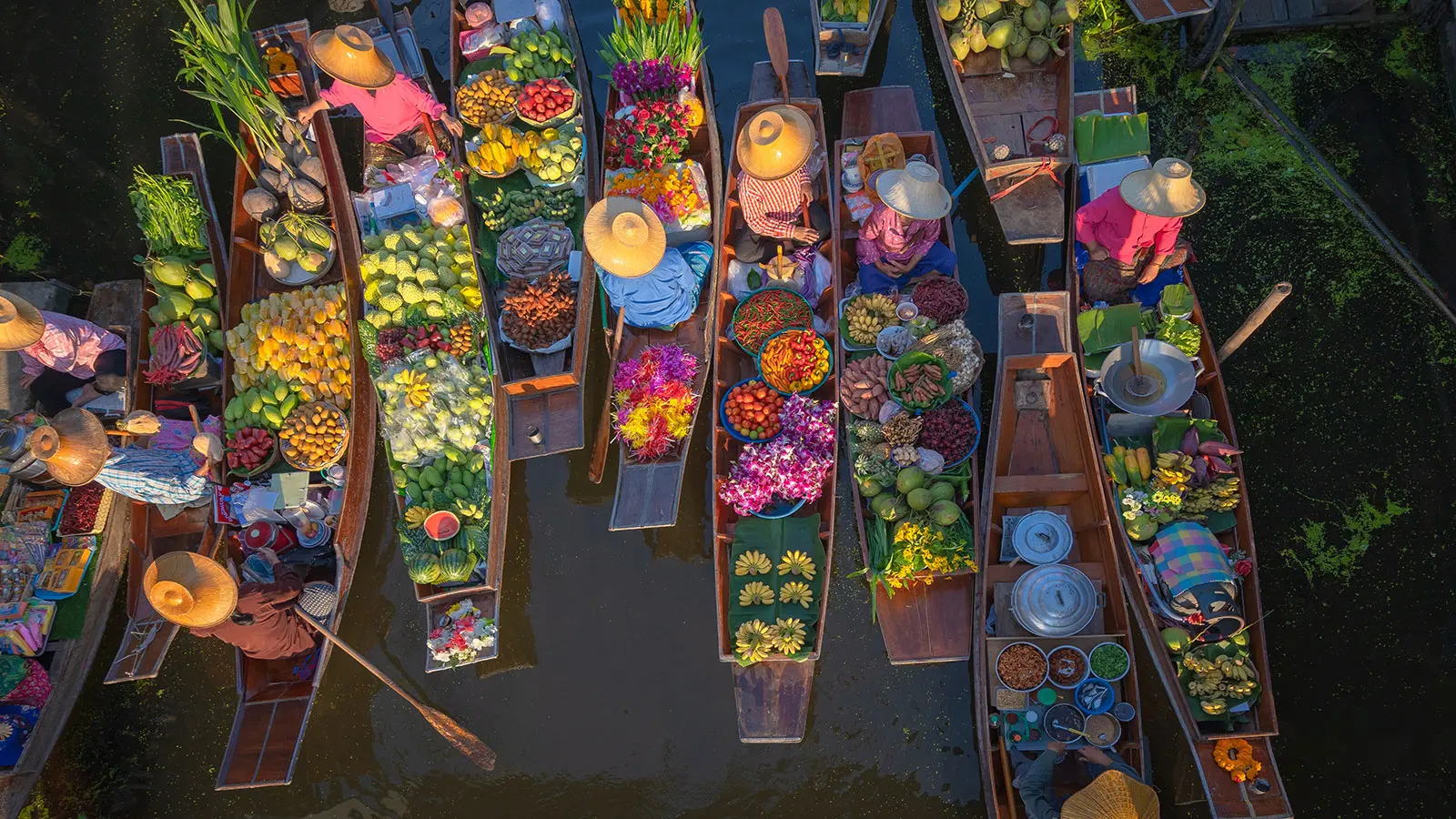 Damnoen Saduak Floating Market