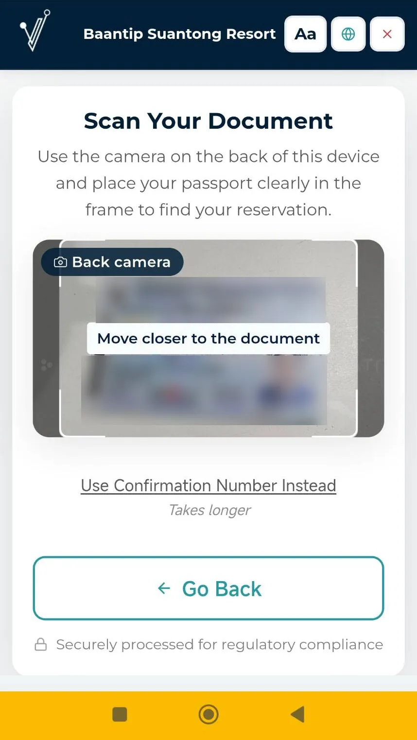 Document scanning screen with a back-camera frame and positioning guidance.